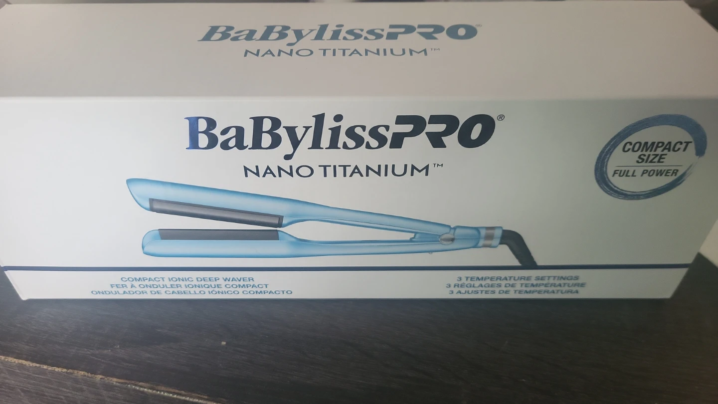 BaBylissPRO Nano Titanium Compact Ionic Deep Waver