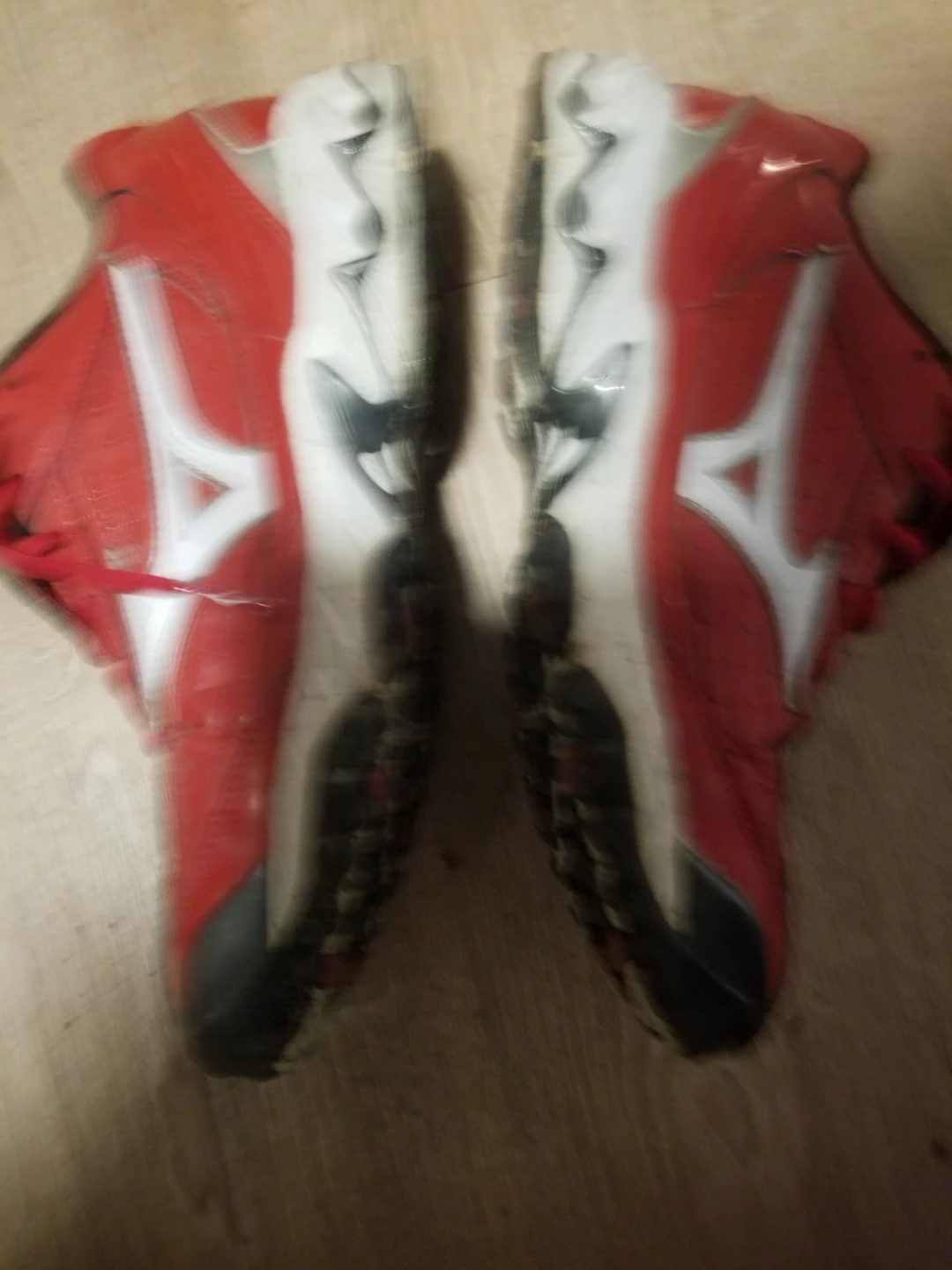 Running shoes - photo 2