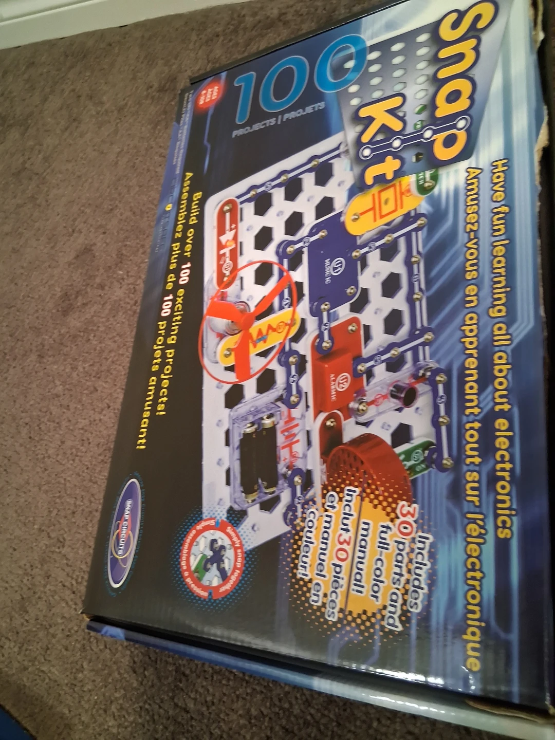 Snap Circuits Jr. 100 Projects Electronic Discovery Kit