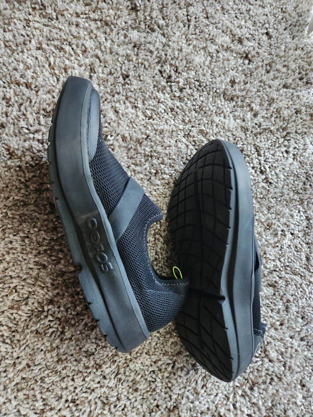 OOFOS Black Mesh Slip-On Shoes - photo 3