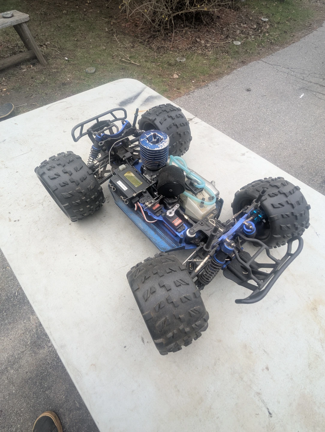 Proboat Stealthwake RC Boat, and other 2 boats and a RC car - photo 4