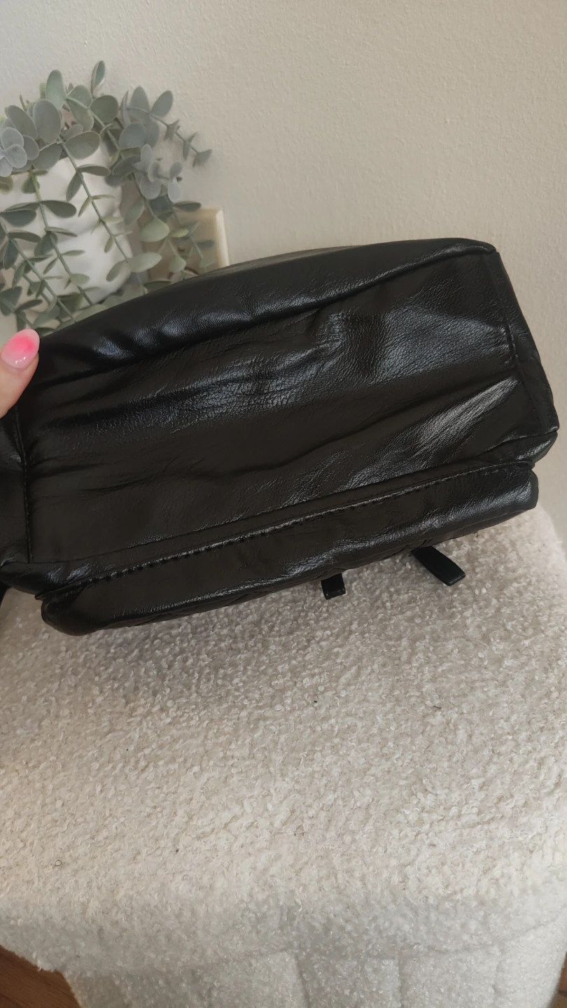 Y2K Style Crossbody Bag - photo 3