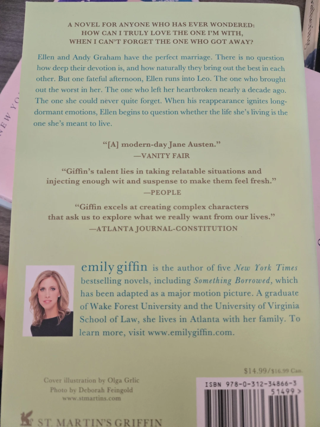 Emily Giffin Love the One You're With Novel - photo 2