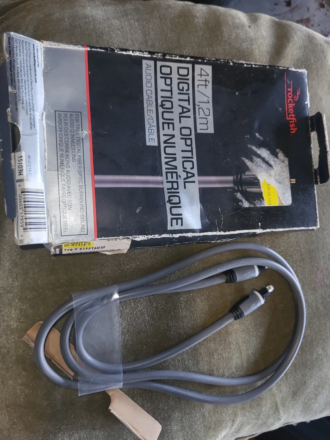 Rocketfish 4ft Digital Optical Audio Cable