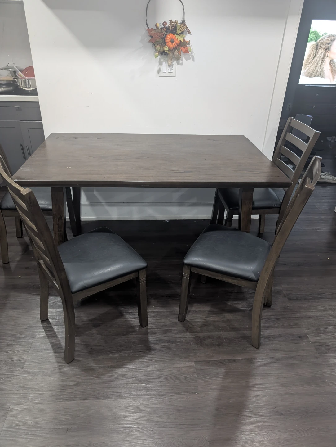 Dining Table and 4 Chairs Set