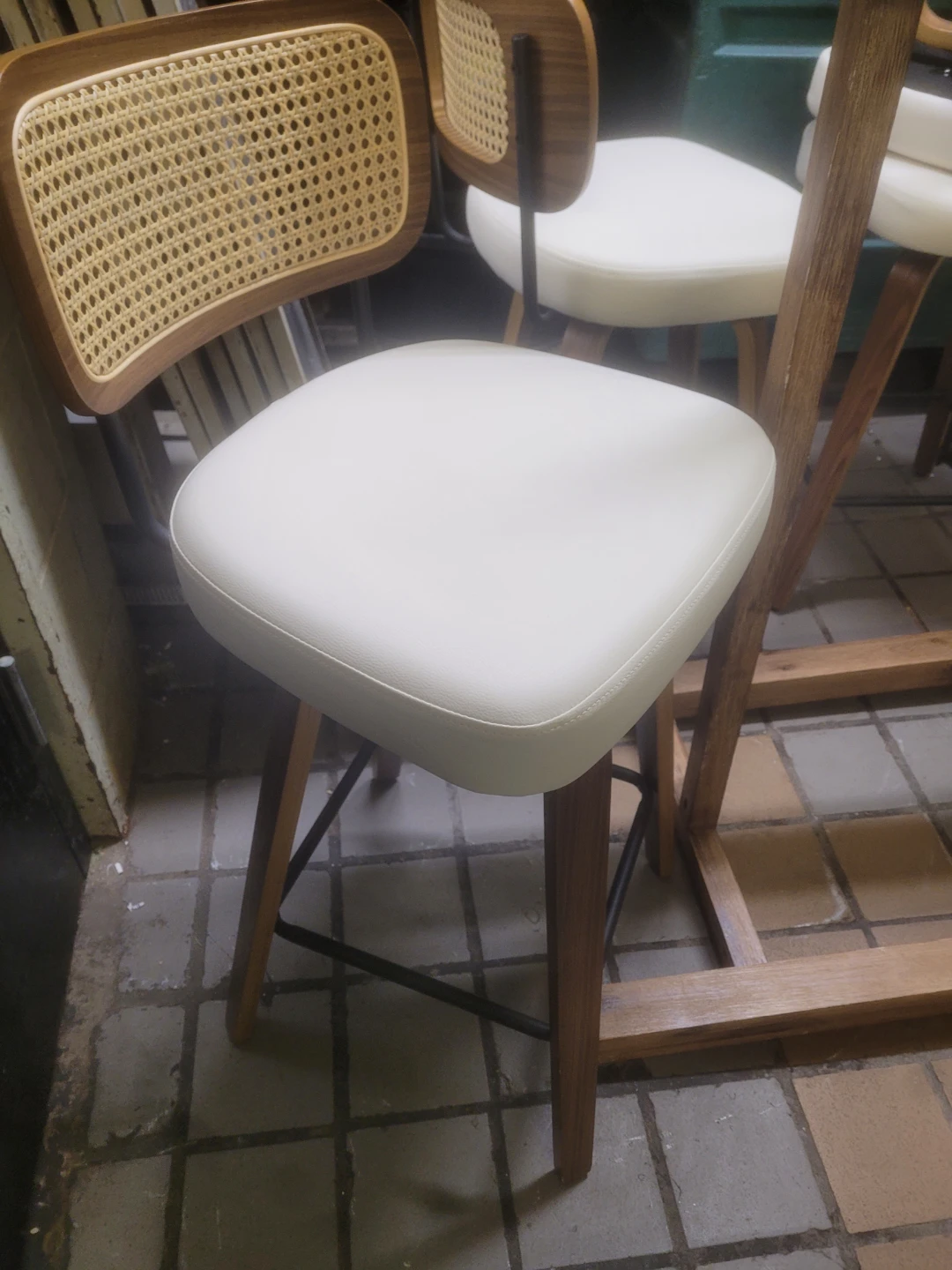 Set of 4 White Faux Leather Counter Stools with table - photo 3