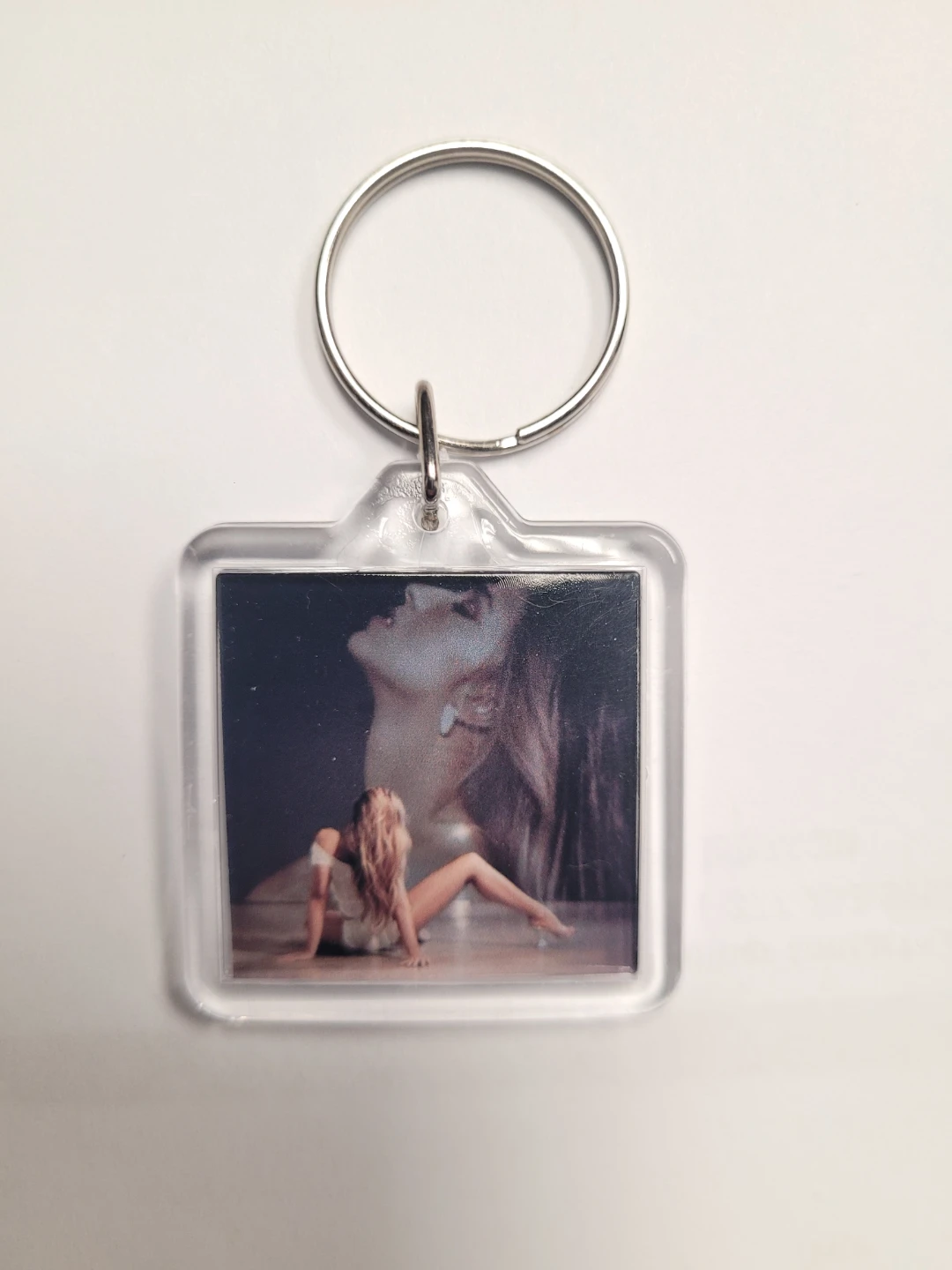 TATE MCRAE ( Album key chain)
