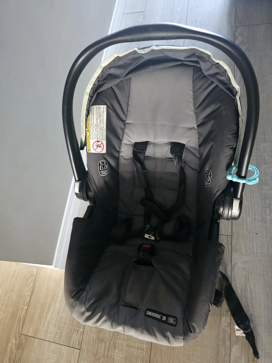 Graco SnugRide 30 Infant Car Seat