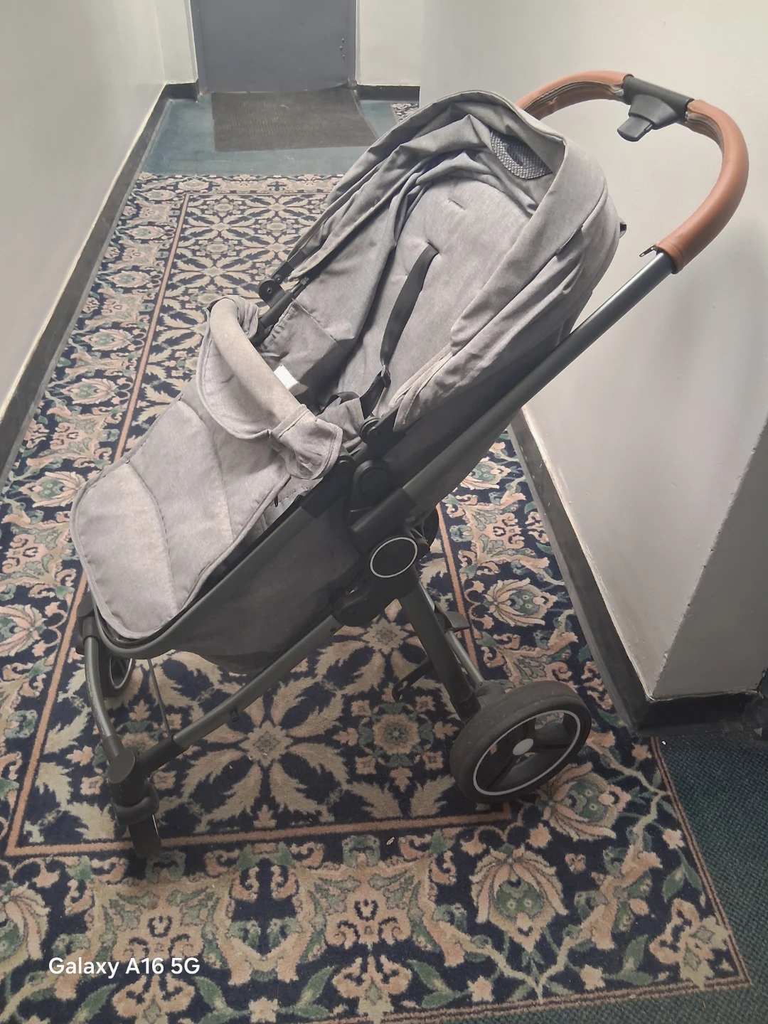 Grey Infant & Toddler Stroller - photo 3