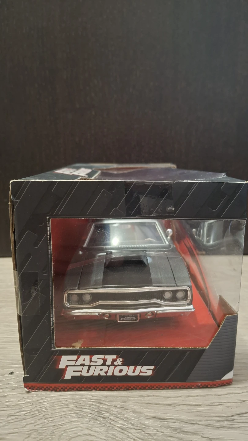 Fast & Furious Dom's 1969 Plymouth Road Runner Die-Cast Car - photo 4
