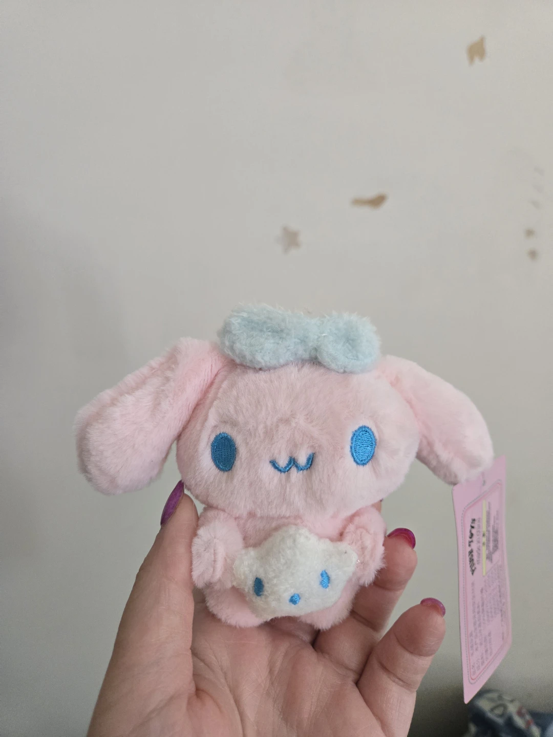 Cinnamoroll Keychains (Pink & Stitch Cosplay!) CASH ONLY! - photo 2