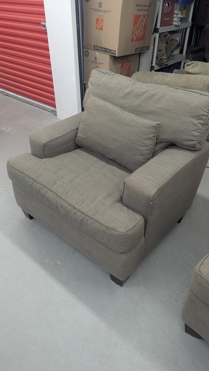 Free Delivery - 2 Good Quality Couch Chairs - photo 2