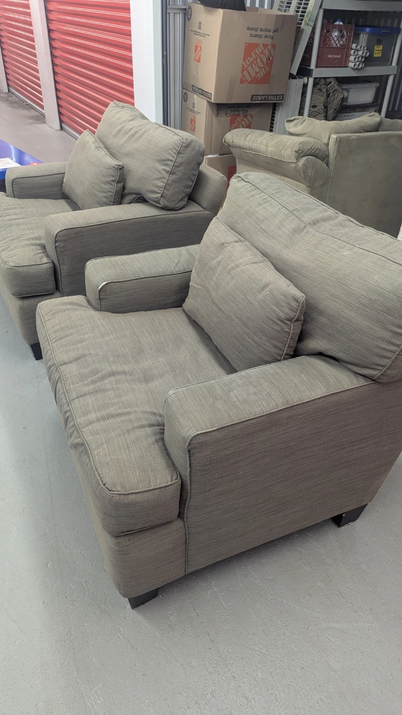 Free Delivery - 2 Good Quality Couch Chairs - photo 3