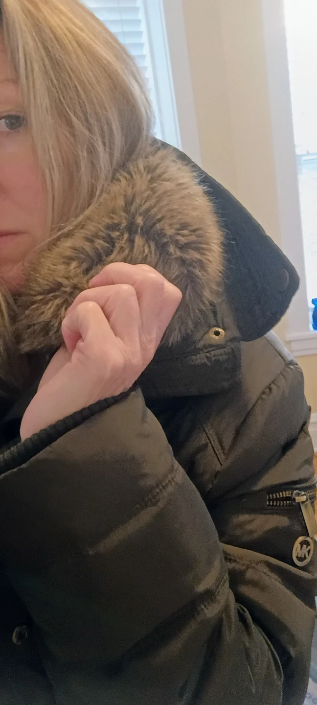 Michael Kors Puffer Coat with Faux Fur Hood - Khaki Green - XL - photo 4