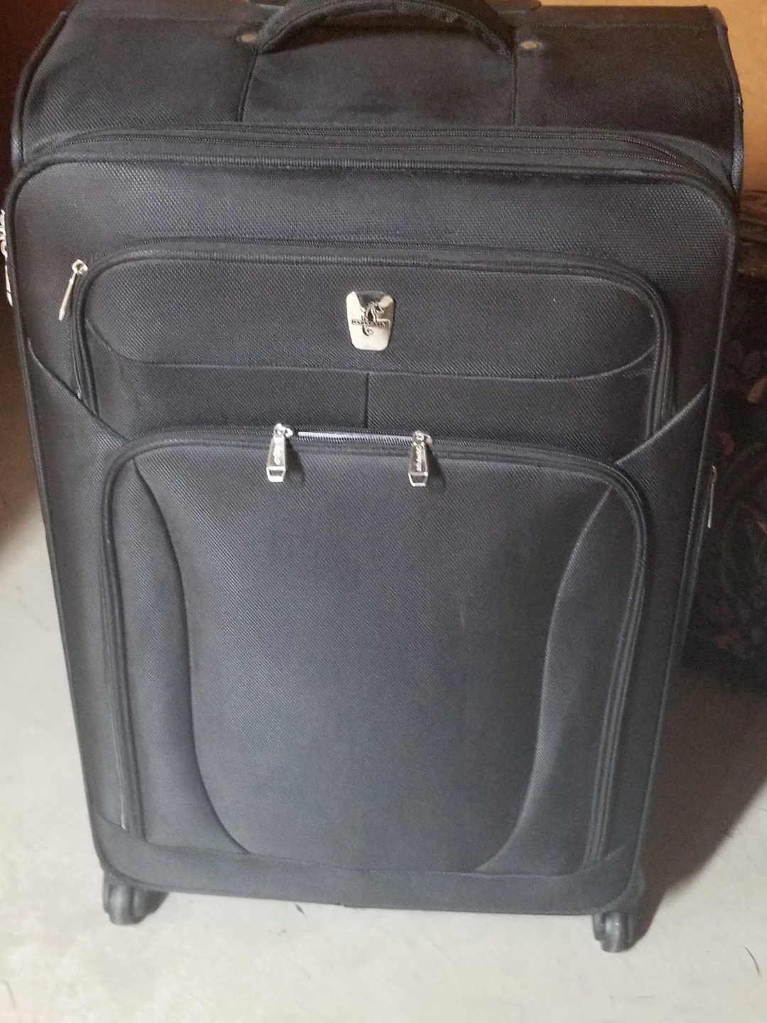 Two 30"suitcases both are great for travel
