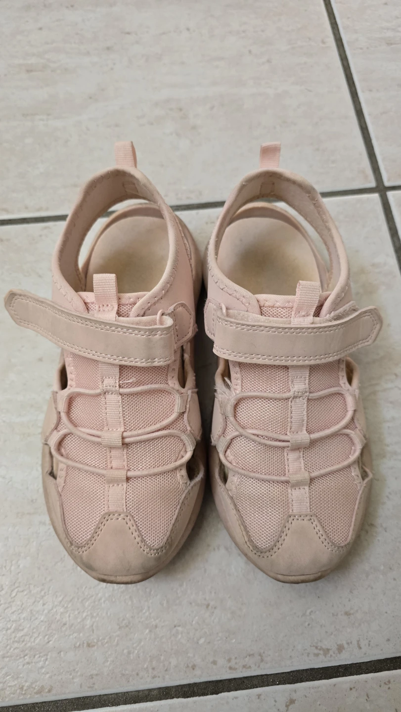 Pink Sandals Size 2 Youth - photo 2