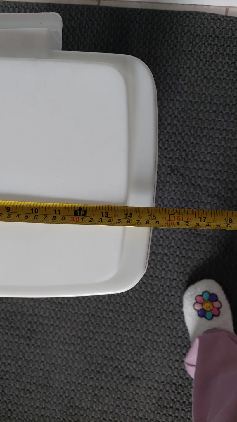 White Plastic Step Trash Can - photo 4