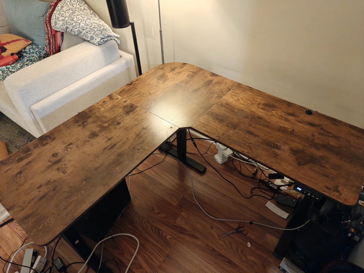 L shaped sit-stand desk with motor - photo 2