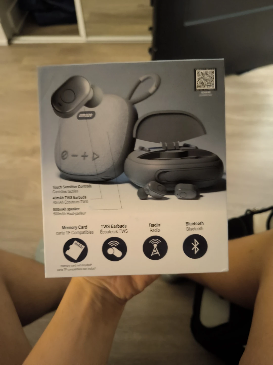 Amaze Wireless Speaker + Earbuds (Brand New) - photo 2