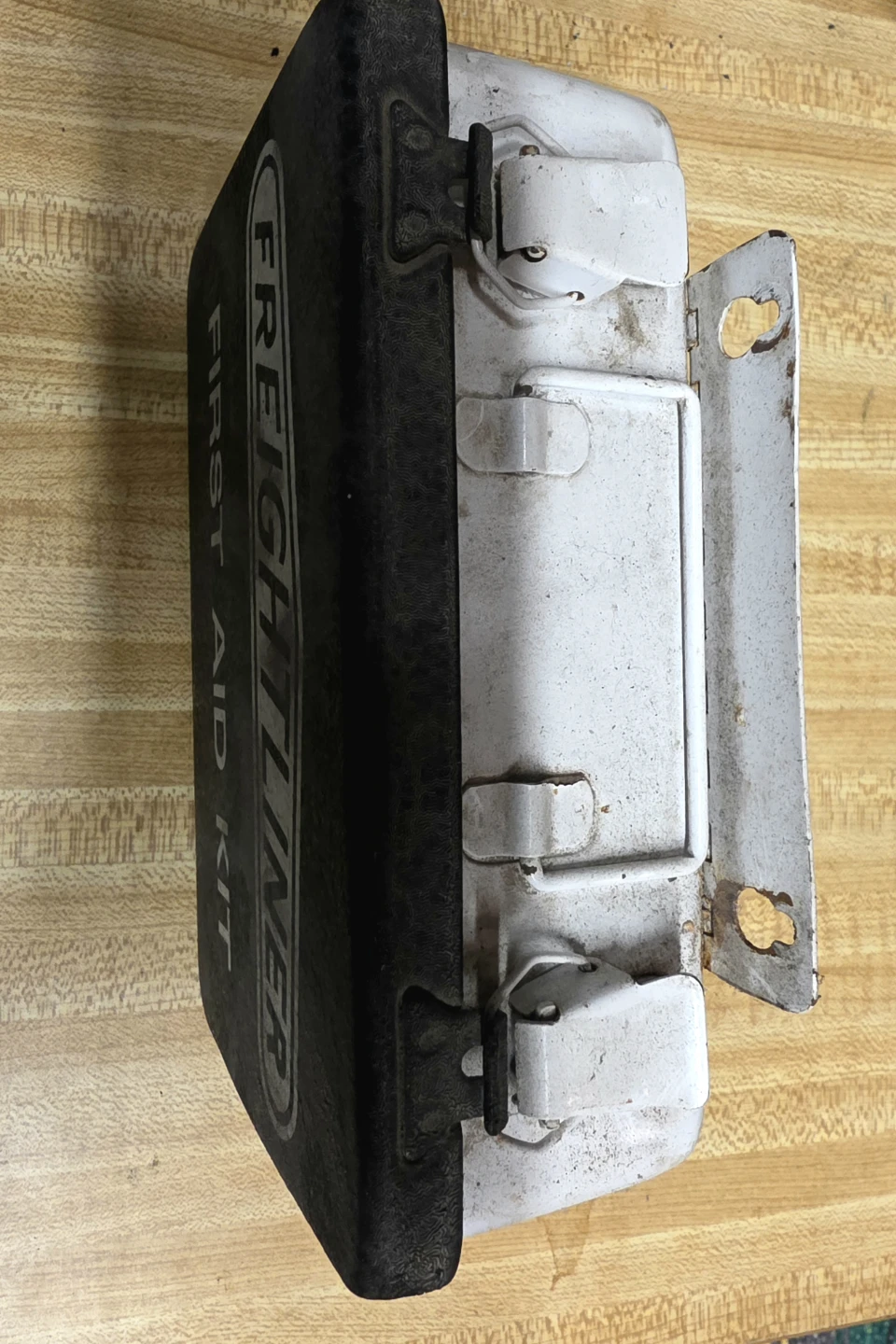 Freightliner First Aid Kit Box - photo 2