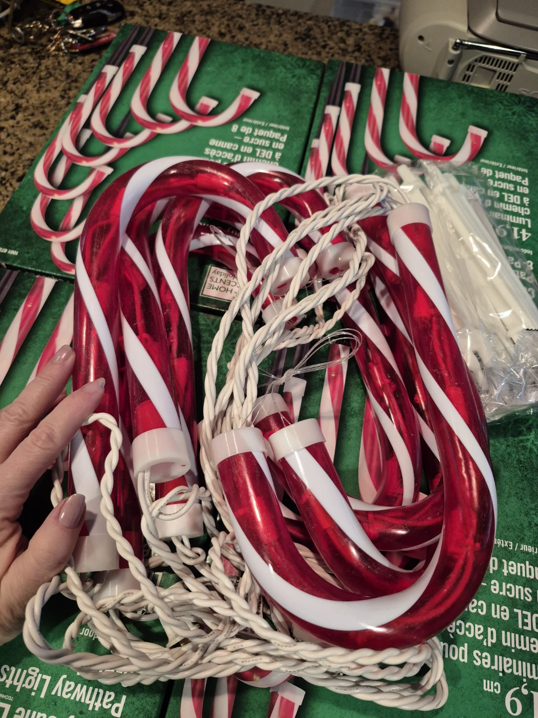 Candy cane pathway lights,  NEW. - photo 3