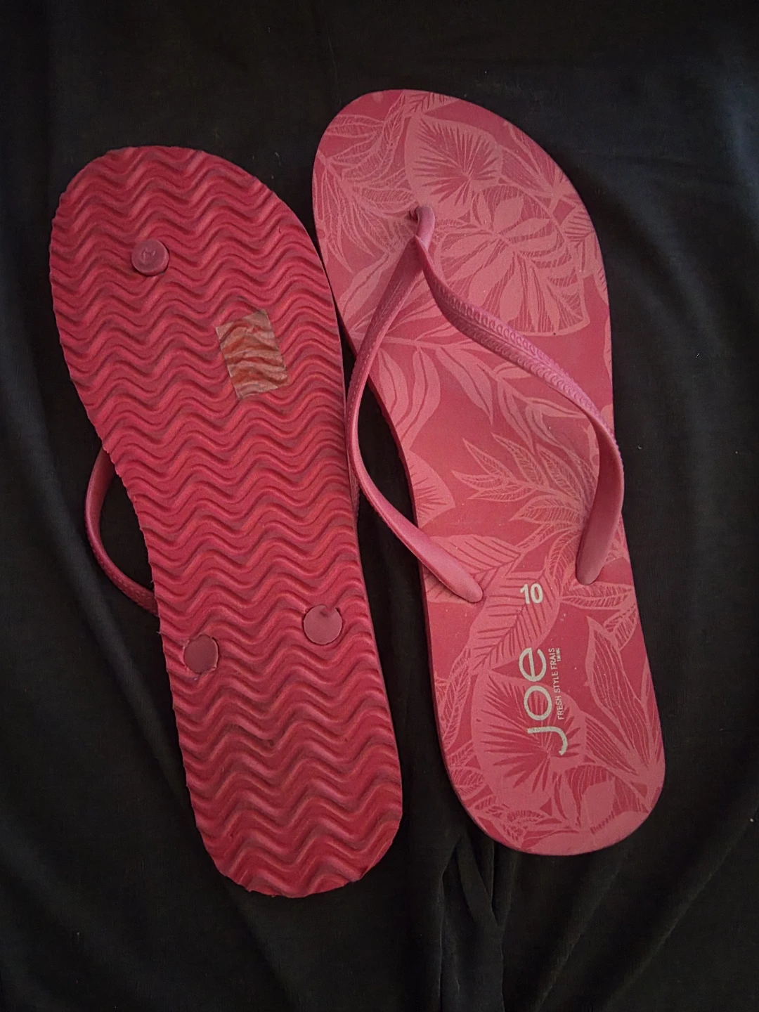 Joe Fresh Flip Flops Size 10