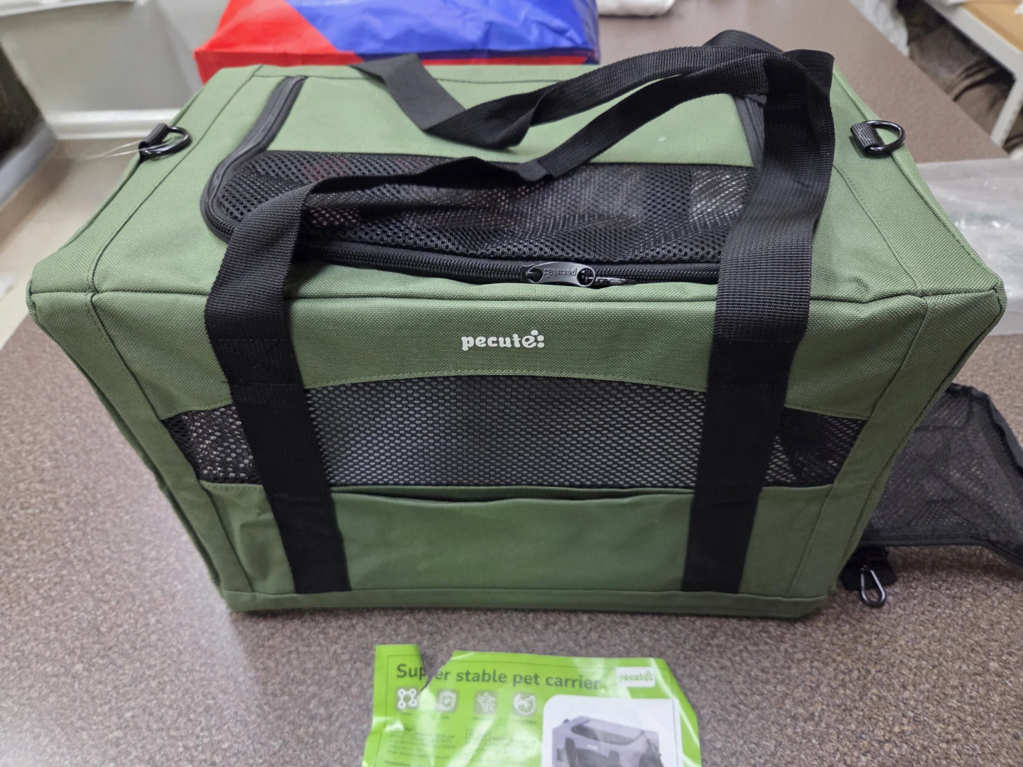 Cat/ small pet Carrier - photo 3