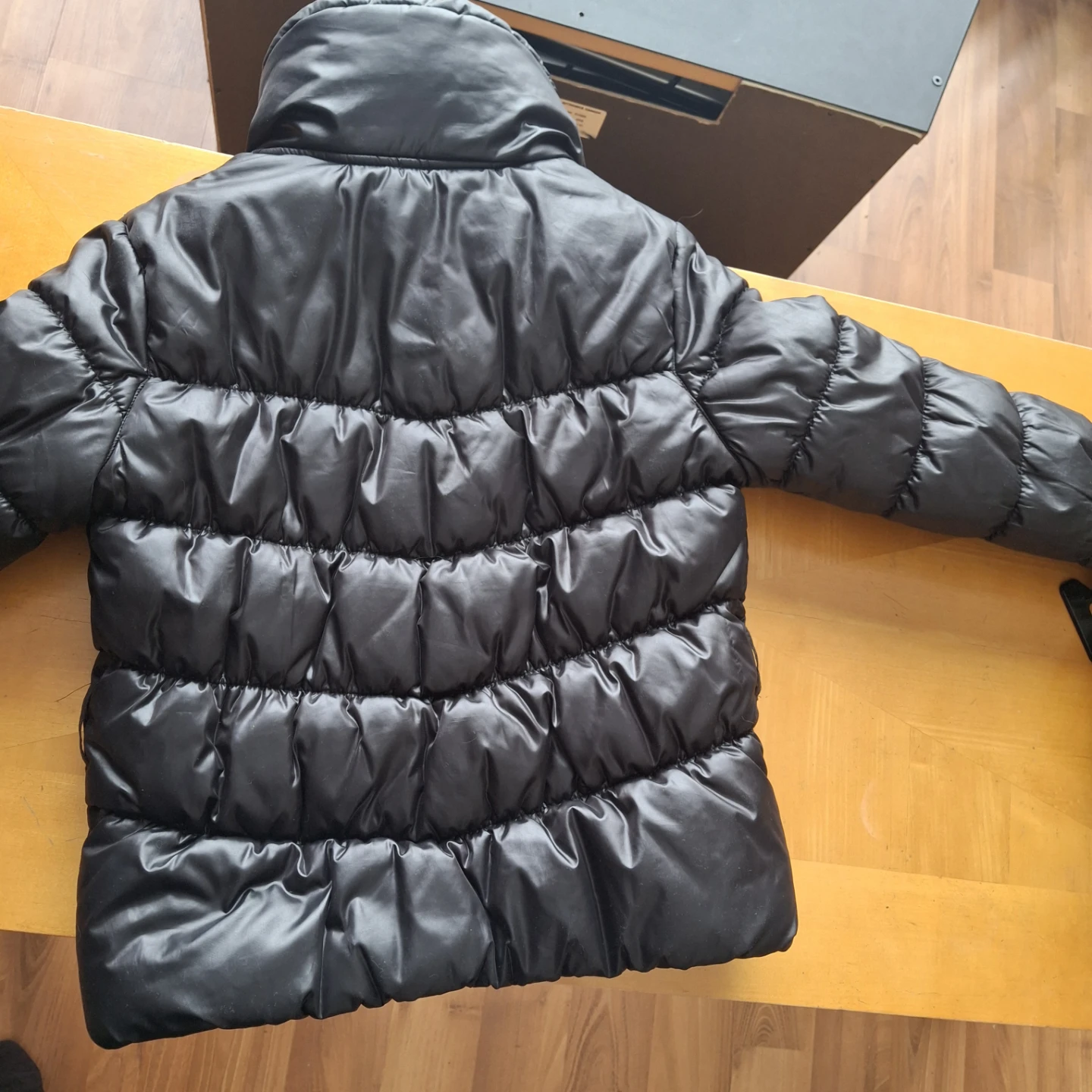 H & M  ladies Puffer Jacket - photo 3