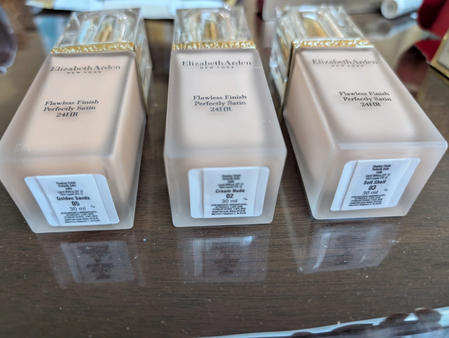Brand new, Elizabeth Arden Flawless Finish Foundation - photo 3