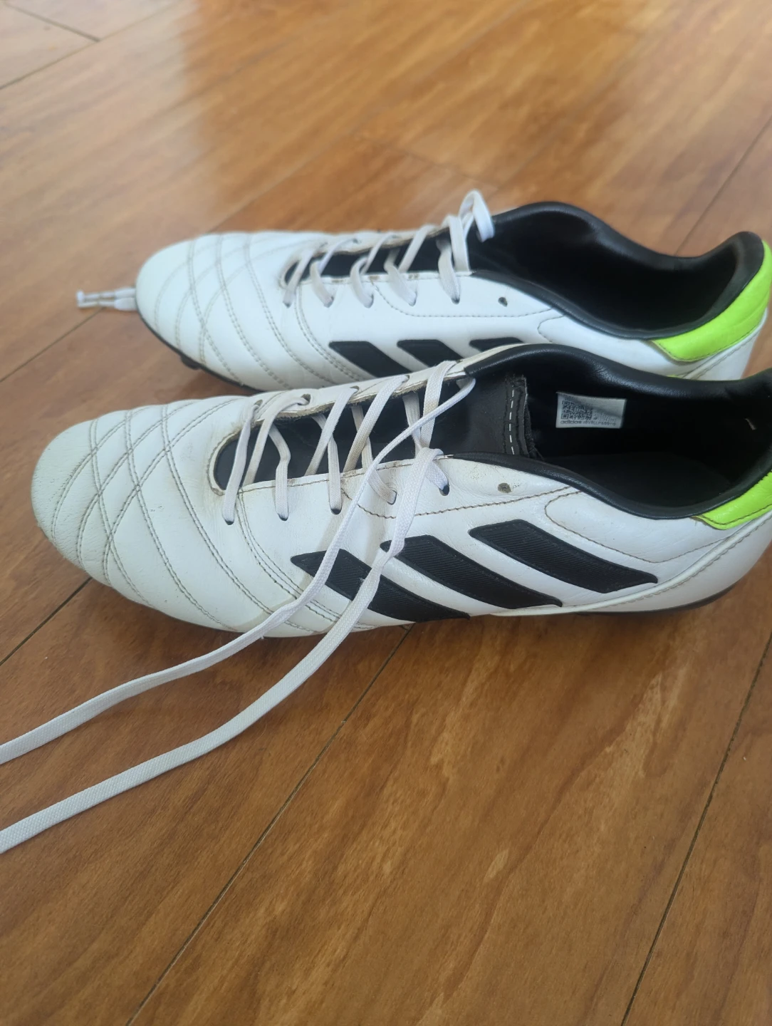 Adidas Soccer Cleats - men's 10 - photo 2