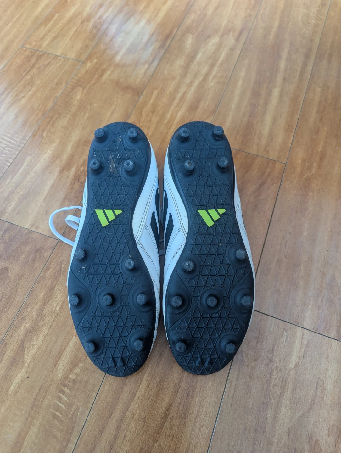 Adidas Soccer Cleats - men's 10 - photo 3