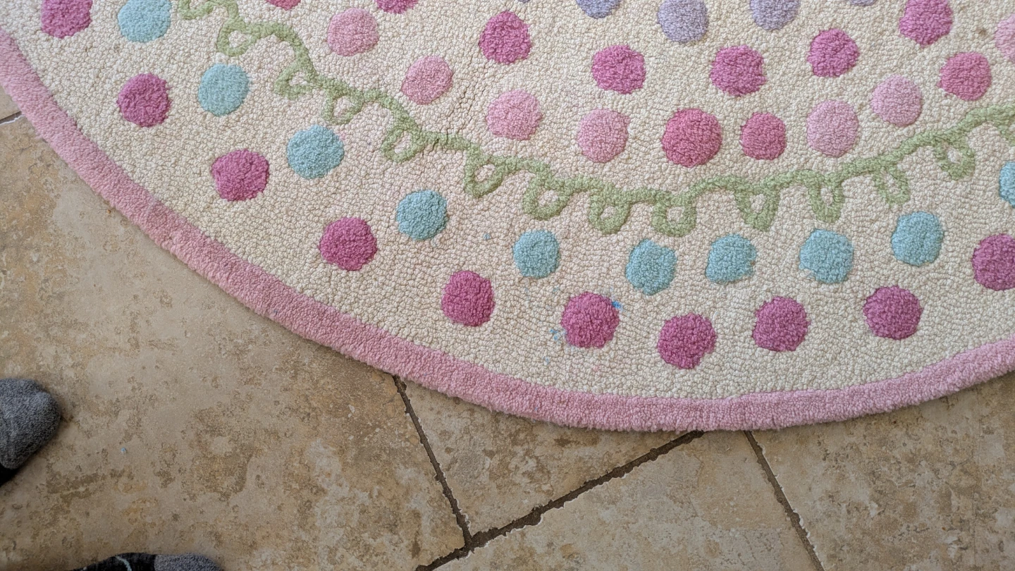 Pottery Barn Kids Round Area Rug - photo 3