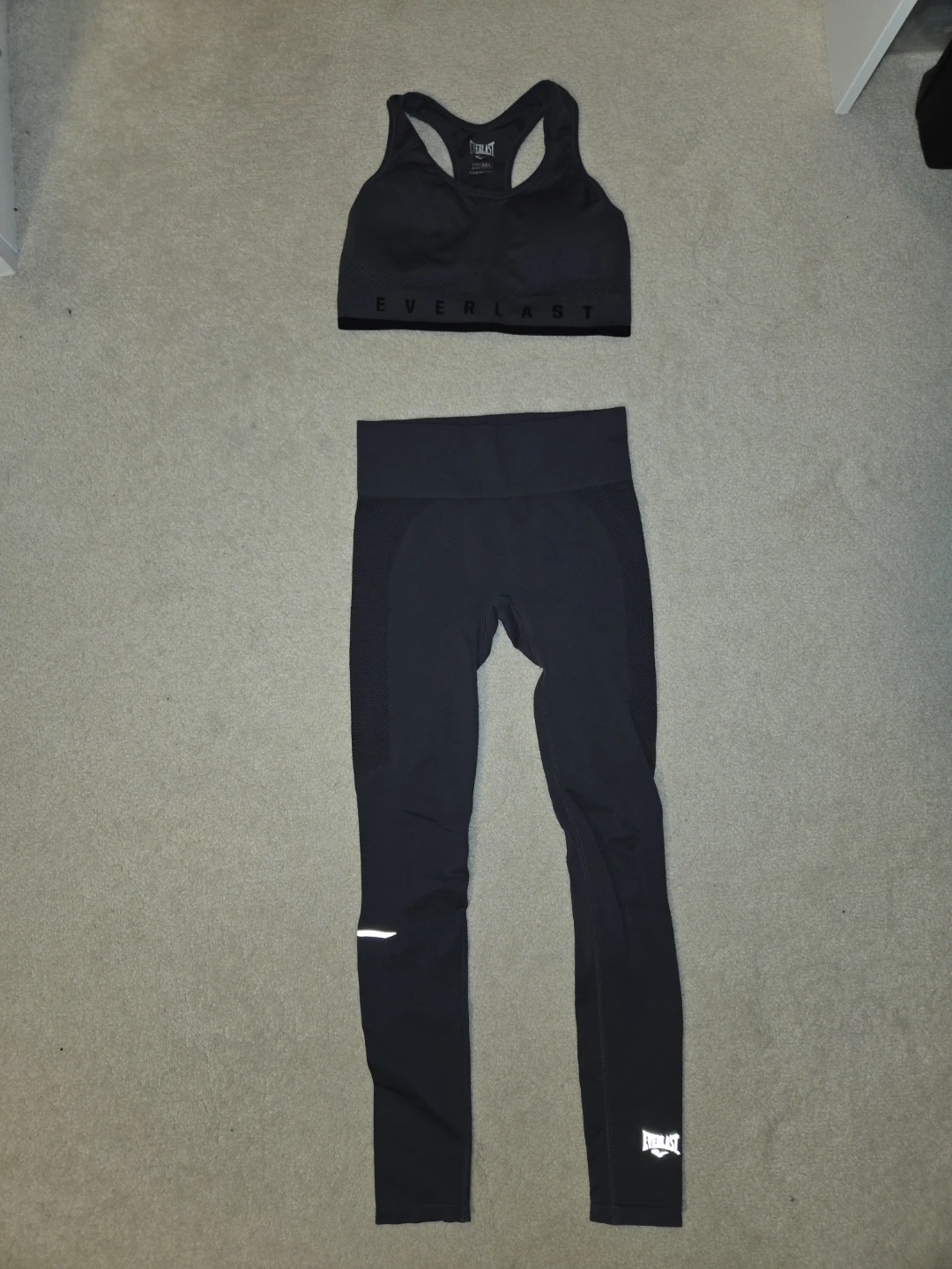 Everlast Black Sports Bra & Leggings Set