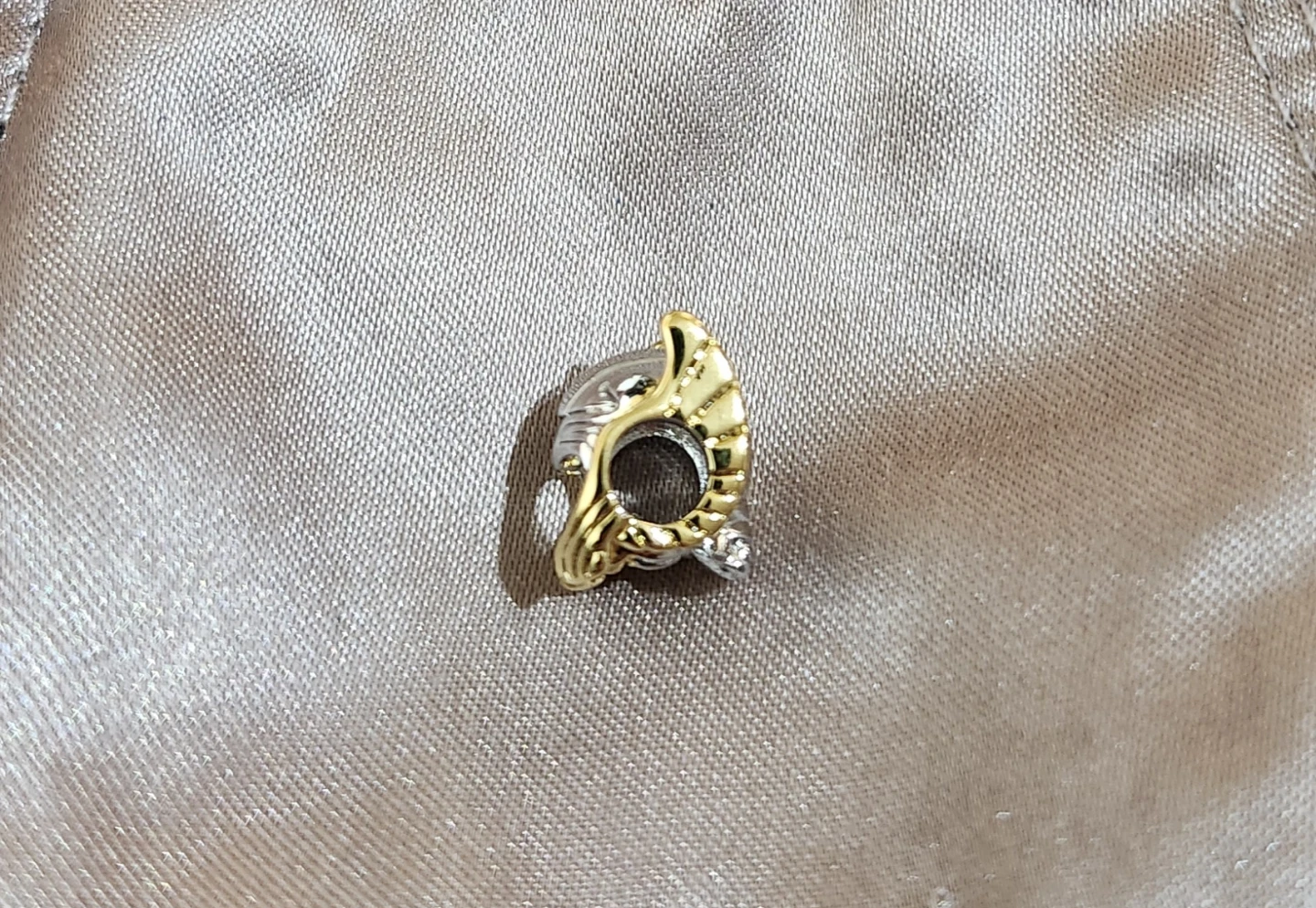 Marvel Thor Helmet Charm - photo 2
