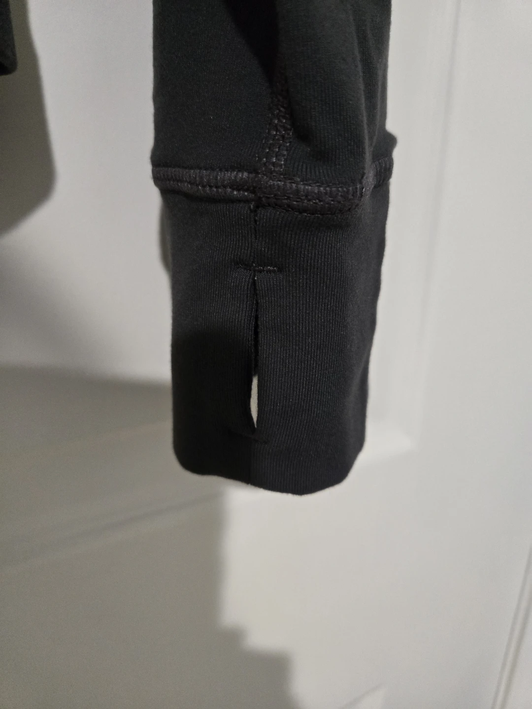 Lululemon Athletic Full Zip Jacket with Thumbholes - photo 4