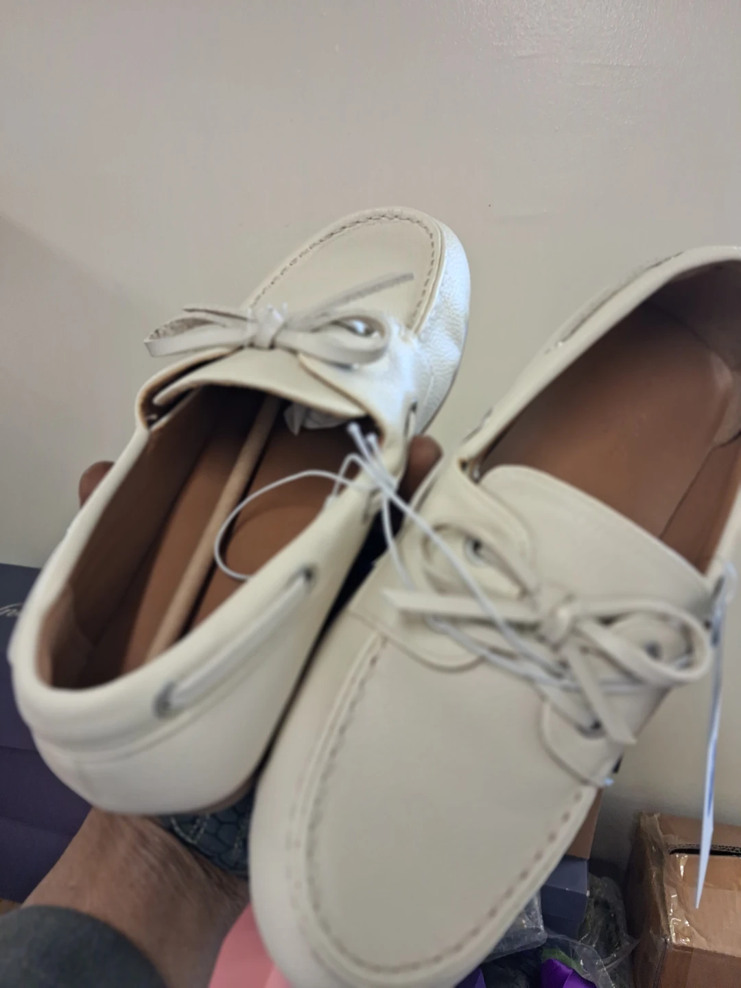 Universal Thread Women's Moccasin Loafers White Size 7 - photo 2