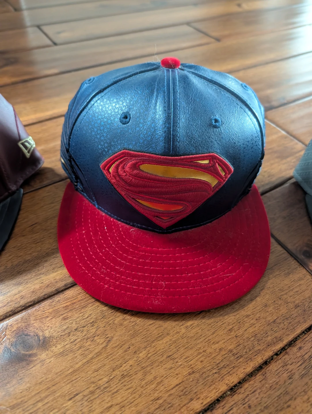 Batman v Superman New Era hats complete set - photo 3