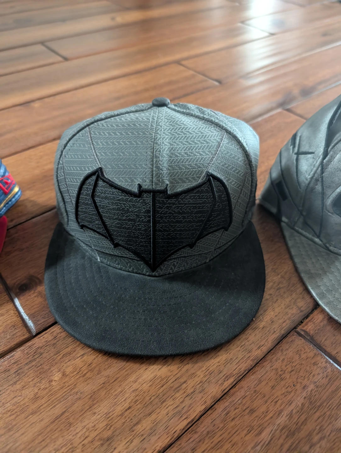 Batman v Superman New Era hats complete set - photo 5
