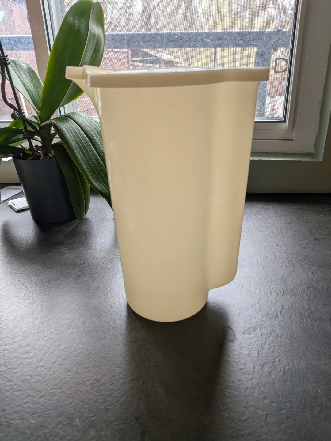 Tupperware Original Cream Pitcher with Lid