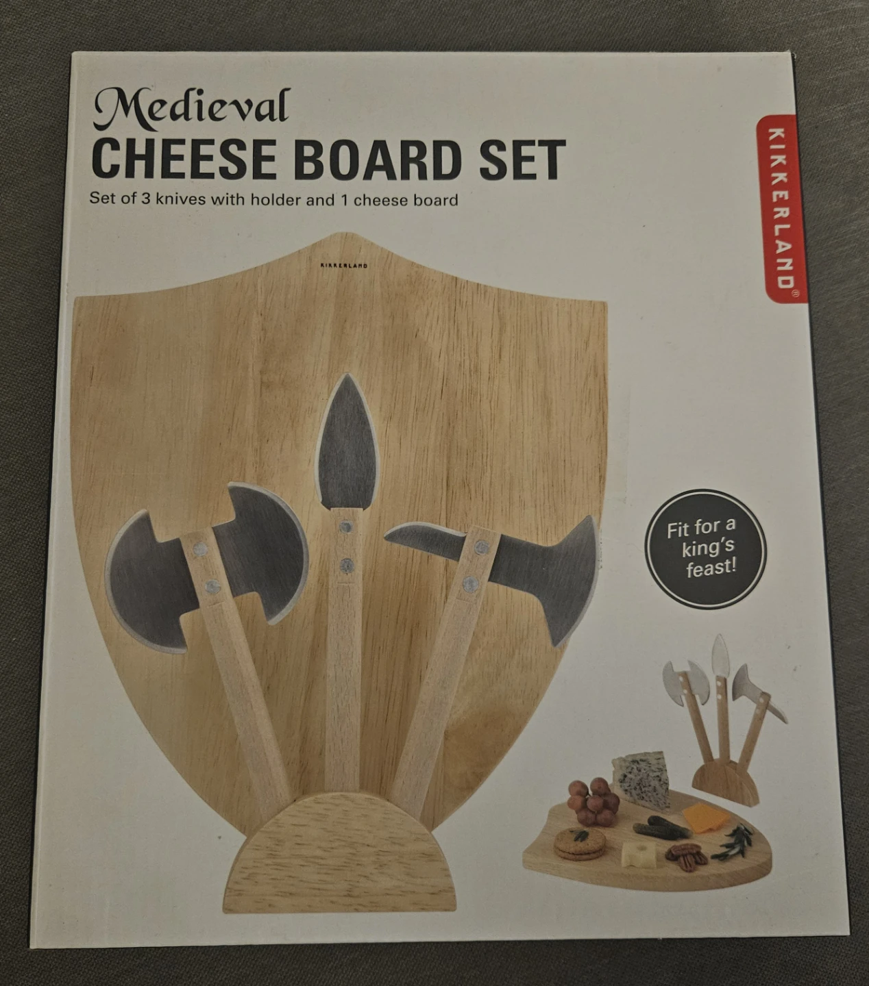 Kikkerland Medieval Cheese Board Set with 3 Knives