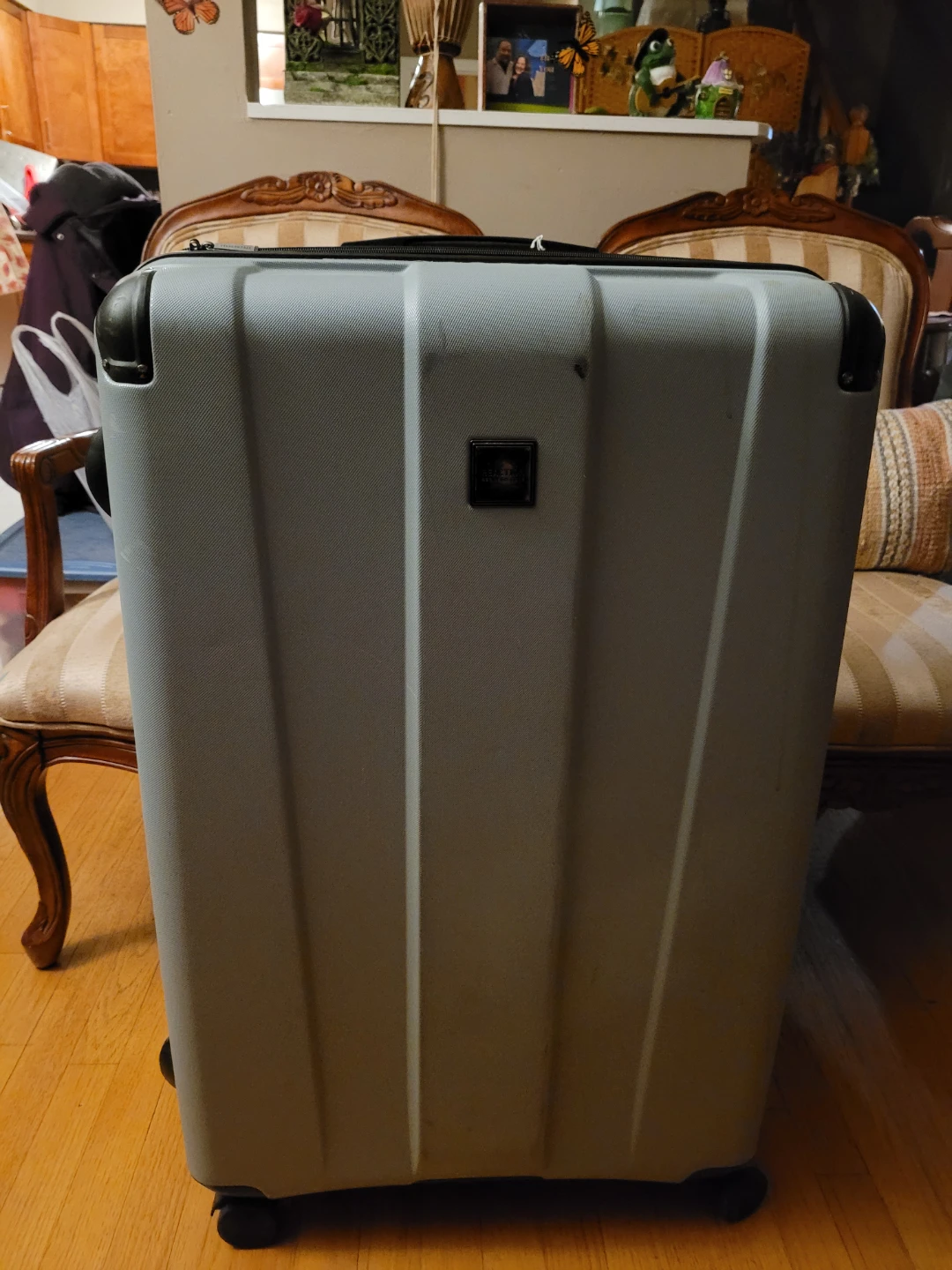 Kenneth Cole-Grey Hardside Spinner Suitcase