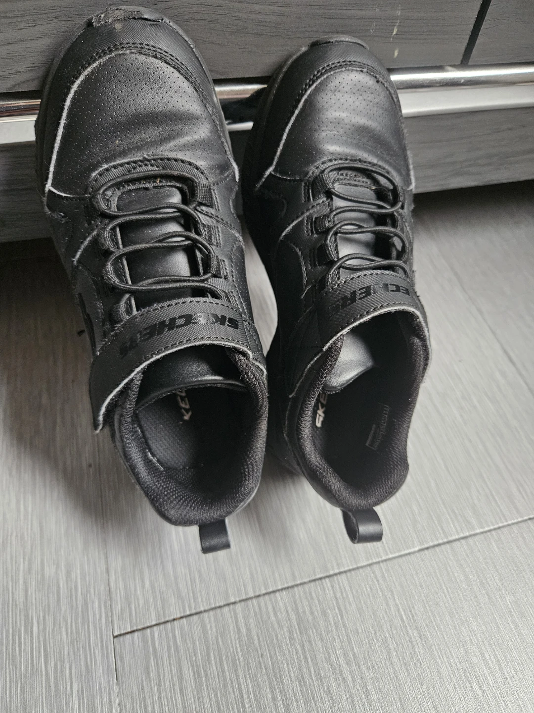 Black Skechers Sneakers for kids size 1.5