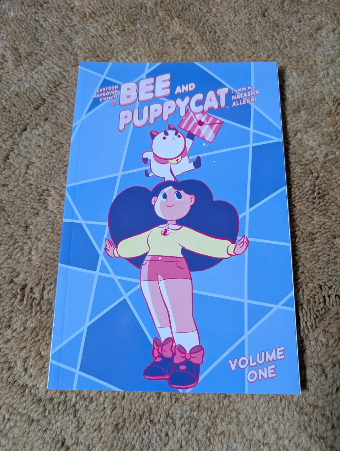 Bee and Puppycat vol. 1 comic