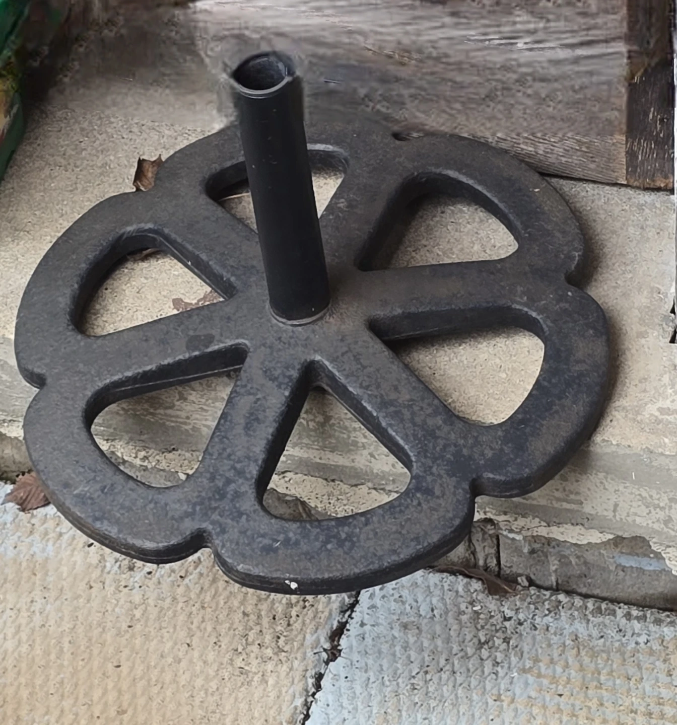 Cast iron patio Umbrella Base Stand