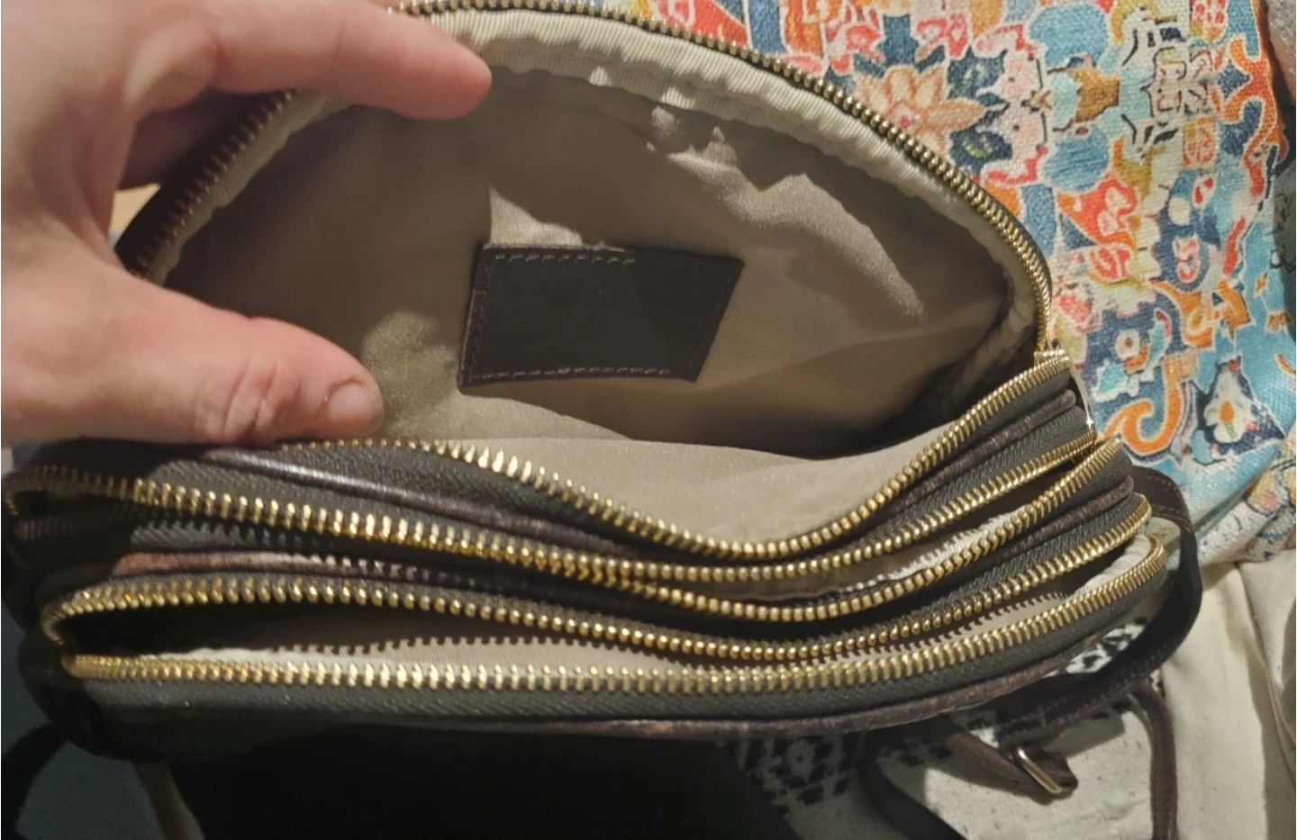Valentina Black Leather Cosmetic Bag - photo 3