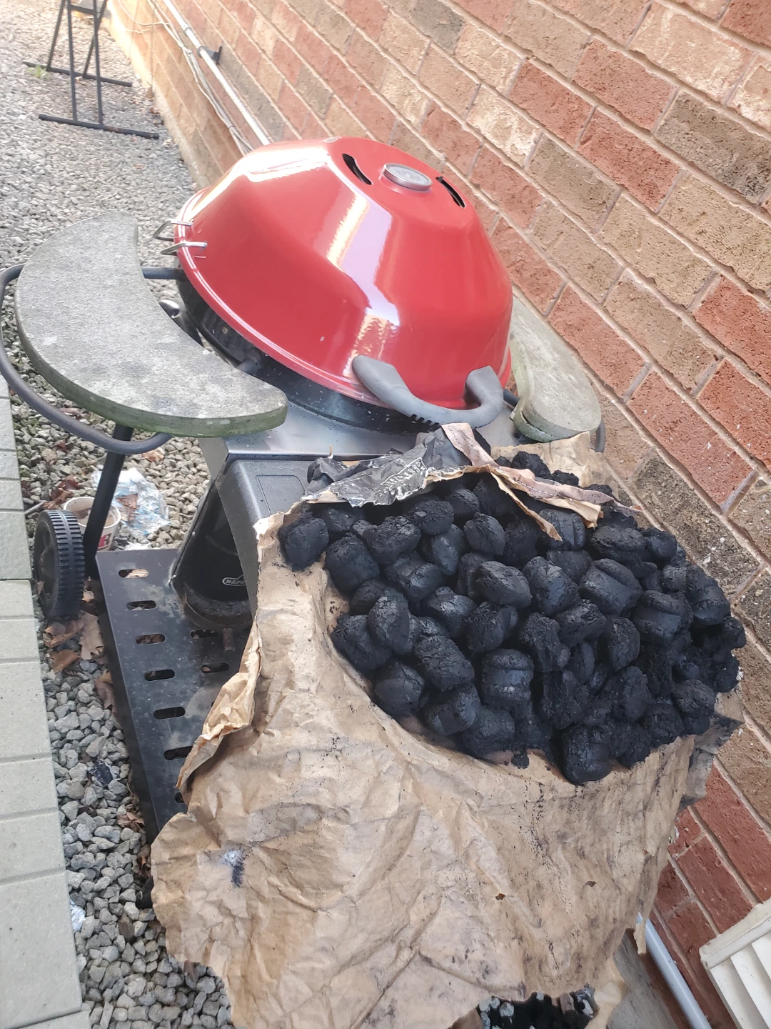 Red Weber Kettle Charcoal Grill with Bag of Briquettes - photo 3