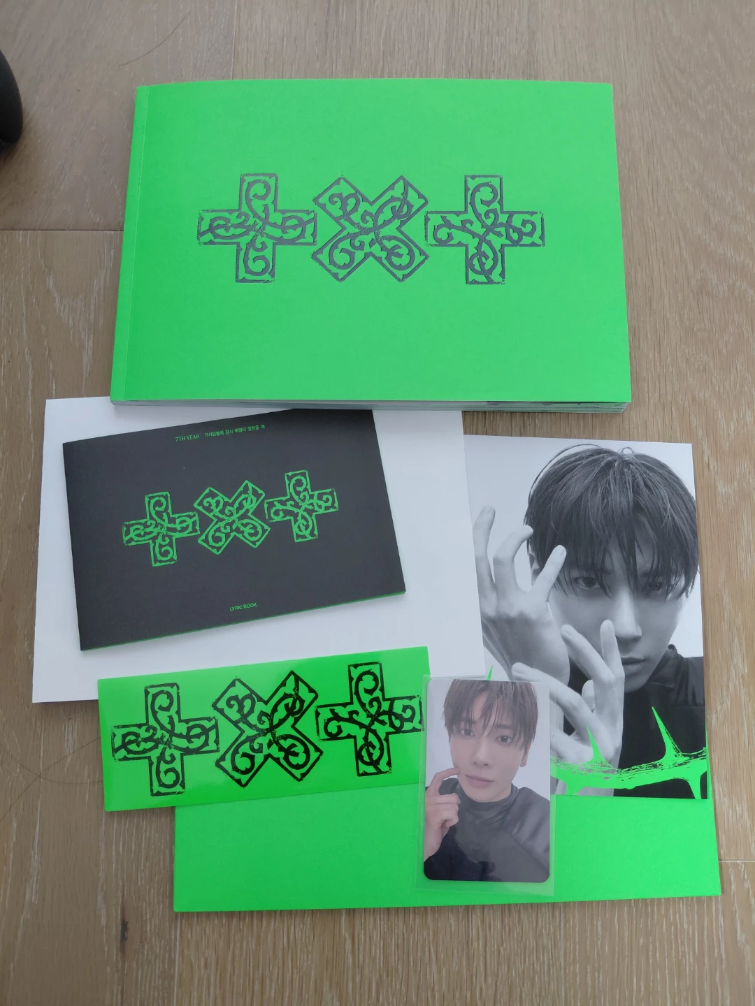 TXT Teahyun-7th solo vers - photo 2