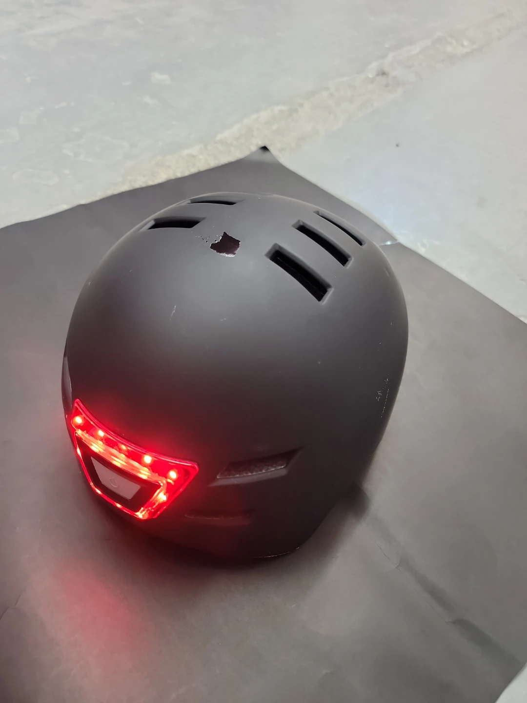 Black Commuter Helmet with LED Lights - photo 4