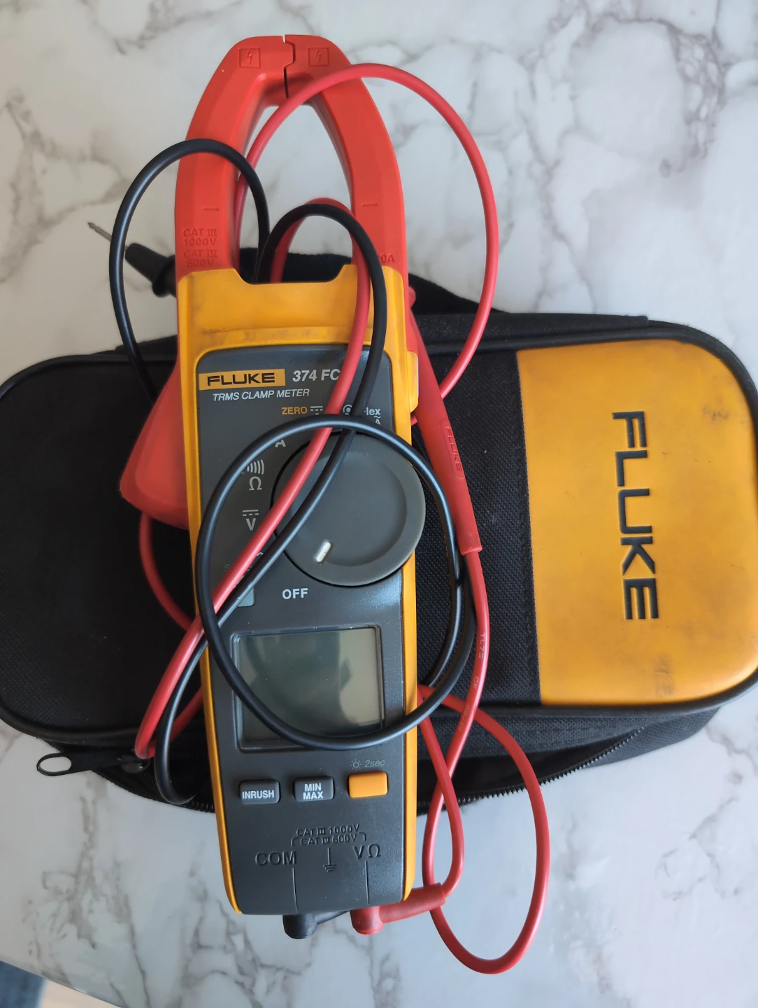 Fluke 374 FC TRMS Clamp Meter