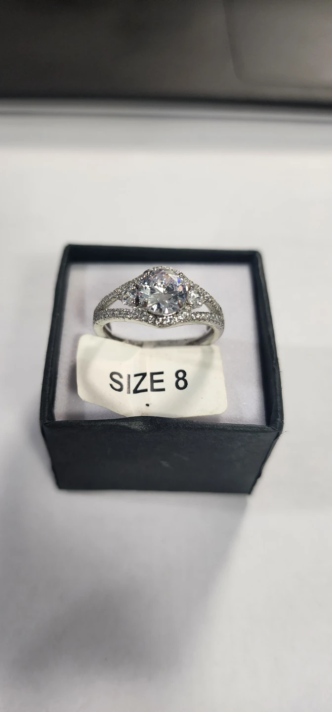 Sparkling Ring - Size 8